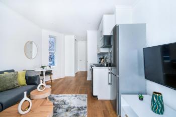 1 BR Gem in Prime Location of NYC, New York (fotografie 4)