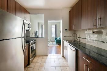 Contemporary 1 Bedroom Apartment in NYC, New York (photo 5)