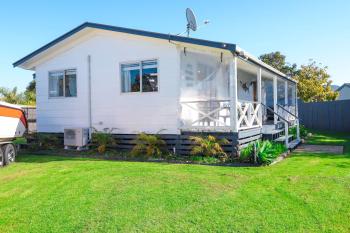 Hosts on the Coast Marlin Cottage, Whitianga (photo 3)