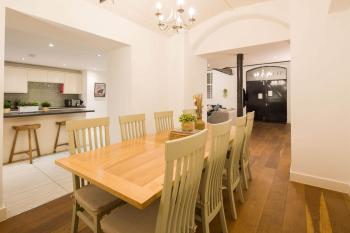 Liverpool Gem, Spacious 2BR Apt, Sleeps 8, Liverpool (photo 4)