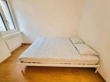 Zurich City Center Apartments next to Zurich HB Main Train Station LA - Self Checkin, Zürich (photo 2)