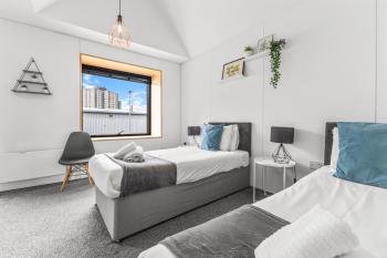 Large Townhouse 5 Beds with Two Parking Spaces - Manchester City Centre, Манчестер (фото 5)