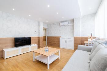 Trendy and Bright Apartment 2, Grenade (photo 2)