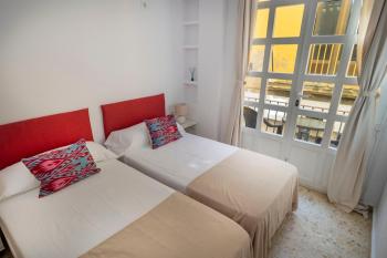 GINVA - Apartamento en pleno centro 1, El Puerto de Santa María (foto 4)