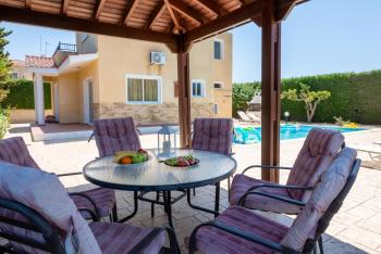 Villa Katerina, Private Pool, Garden & 3 Ensuite Bedrooms, Pegeia (fotografie 2)