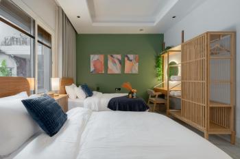 Layali Properties - Vibrant Boho 3BR Apt - Convention and Exhibition Center, Riad (Foto 5)