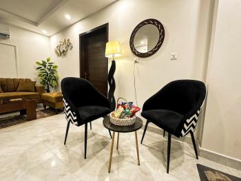 Apartment in Bahria Town Lahore, 1BHK with 2 ACs, 2 LEDs, Wifi, and Board Games, Lahore (photo 5)