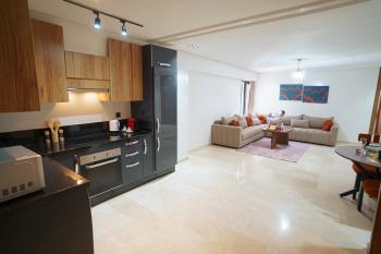 Central and Chic Apartment in the Heart of Casablanca Near To Station Tramway Abdelmoumen, Casablanca (fotografie 5)