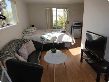 a private and sunny unit in the middle of north shore, Auckland (Foto 5)