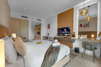 Luxury Palm Studio, Rooftop Infinity Pool, Beach Access, Dubai (photo 2)