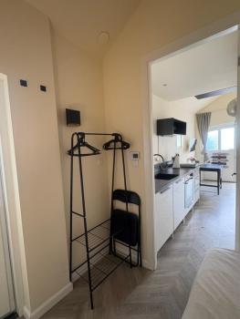 Renovated & private Tinyhouse Den Haag short stay appartment, Haag (fotografie 3)