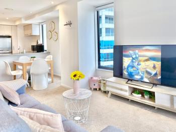 High-Floor 2BR Apt Sky Tower view AC Pool Gym QR181, Auckland (fotografie 4)