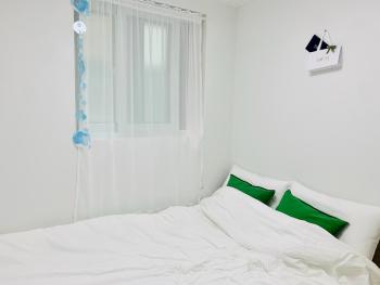 Quiet and Cozy 성수, 잠실 10분,도심 속 고요한 힐링 아지트, second floor 나루하우스 Naru house, Seoul (photo 2)