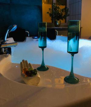 Jacuzzi & Bike Apartment, Krakow, Cracovia (foto 2)