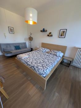 Lake & Montains View Studio with Free Parking, 1Hour from Stresa & Borromean Islands, Luino (zdjęcie 2)