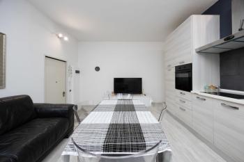 Spacious 70 mq Apartment Self Check-in ,Free Parking, San Siro, Milán (foto 2)