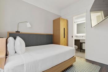 Newly Renovated Rooms at Club Quarters Hotel Times Square, New York, New York (Foto 4)