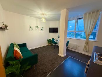 Zelena Luxurious Apartment, Private Parking, Fast Wi-Fi, Self Check-In Anytime Perfect For Late Arrivals, 5 Minutes to Old Trafford Stadium, Manchester (foto 3)