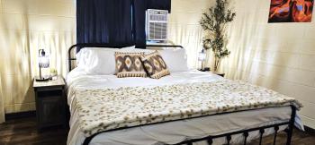 1Bd, King, Brkfst, Large TVs, WD, Sleeps 4, BBQ, Page (fotografie 3)