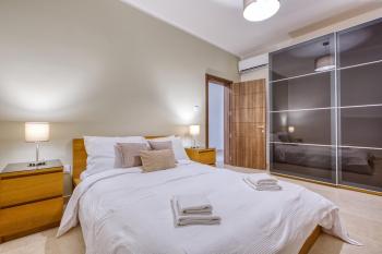 NEW! - Bright and spacious 3 double bedroom apartment in Central Malta by SF Homes, Il-Ħamrija (foto 5)