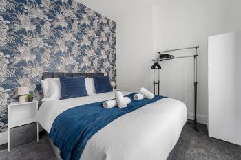 Four Bedroom House By Brookland Stays Serviced Accommodation Short Lets Manchester With Free WiFi, Manchester (photo 5)