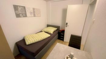 Easy Stay Apartment mit 3 Schlafzimmer, Штутгарт (фото 3)