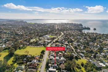 Waiake Family Retreat - Auckland Holiday Home, Auckland (photo 3)