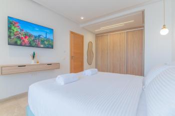 Chic Apt in Heart of Agadir, 2BR, AC & Balcony, Sefl CheckIn, Agádir (fotografie 2)