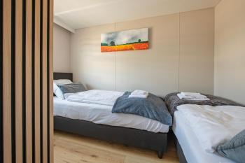 13, Artist-Designed with AC, Parking & Fully Fenced!, Oisterwijk (foto 3)