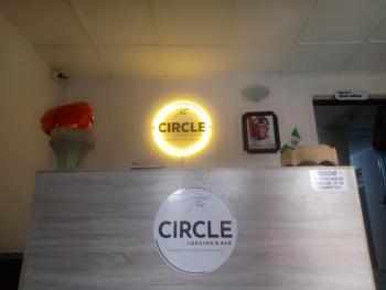 The Circle, Ayobo - Lodging & Bar, Ayobo (Foto 2)