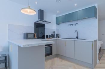 Unit 4 Sunlit 1-BR Flat, Sleeps 3, Near bramall Lane, Unlimited Wi-Fi, Secure Parking, Sheffield (zdjęcie 4)
