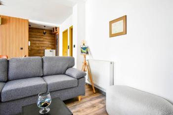 2 Apartments, 2 Parking - Sleeps 8 - Quiet Central, Sofia (Foto 4)