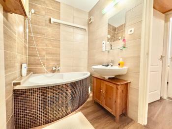 T27 Apartment with Free Parking, Budapest (photo 5)