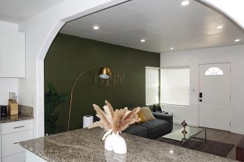 Casa Mid City - Centrally Located 1BR Getaway with Private Yard, Los Ángeles (foto 5)