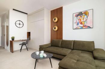 Bright Studio in Katowice with Parking & Gym by Noclegi Renters, Katowice (foto 4)