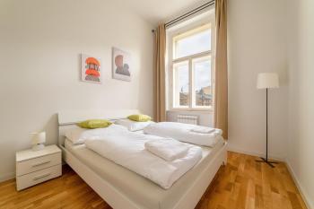 Historic Cozy Apartment with National Museum View, Прага (фото 3)