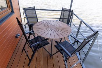 Houseboat Daisy, Prague (photo 4)