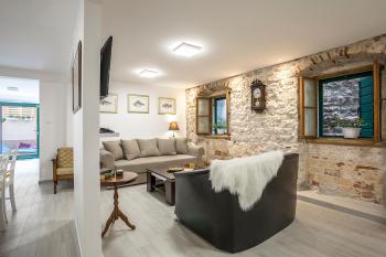 Villa Palace, Split (photo 5)