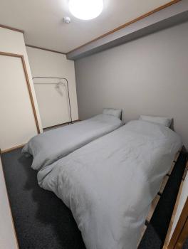 新潟駅徒歩7分 ペットと泊まれる宿 ベッド4台でゆったり宿泊, Ниигата (фото 3)