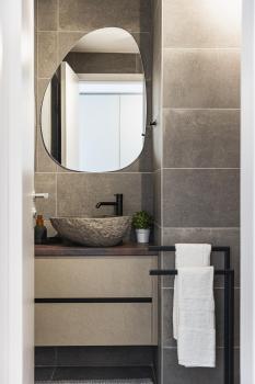 BNB SkyPark Nest with Balcony, Братислава (фото 3)