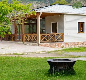 EcoLodge in Wildlife Refuge, Urtsʼadzor (фото 3)