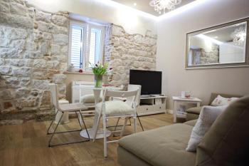 Apartment White Stone - Diocletian Palace, Split (photo 4)