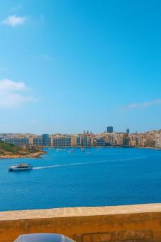 Grand Terrace 4 by Vallettastay, La Valette (photo 4)