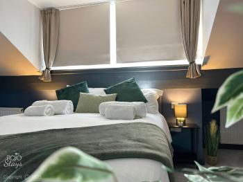 Contractor-Friendly 3-Bed House in Leeds with Parking, Kitchen & FREE Netflix!, Лидс (фото 5)