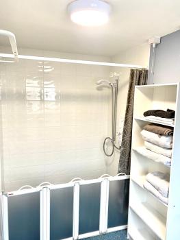 2 bed house sleeps 4-5, Liverpool (photo 3)