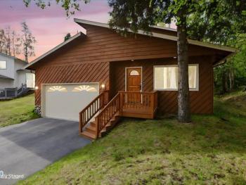 The Anchorage Abode, Freshly Renovated in 2024, Anchorage (photo 2)