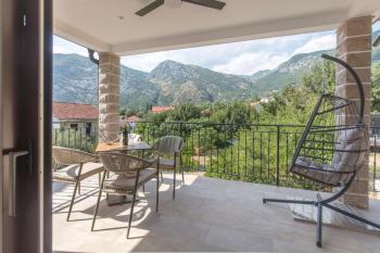 D Star - New Luxury Apartment with Big Balcony Bay View, Risan (fotografie 3)