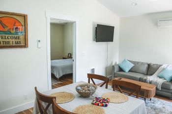 Modern, Quiet and Charming Downtown Apartment, Coeur d'Alene (zdjęcie 4)