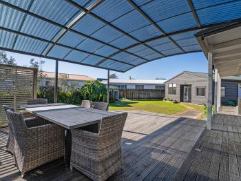 Fun at Whangamata - Whangamata Holiday Home, Whangamata (foto 4)