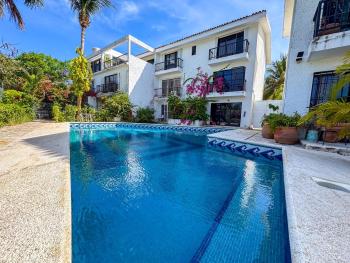 2 studios w/terrace & pool in Cancún, Cancún (Foto 4)